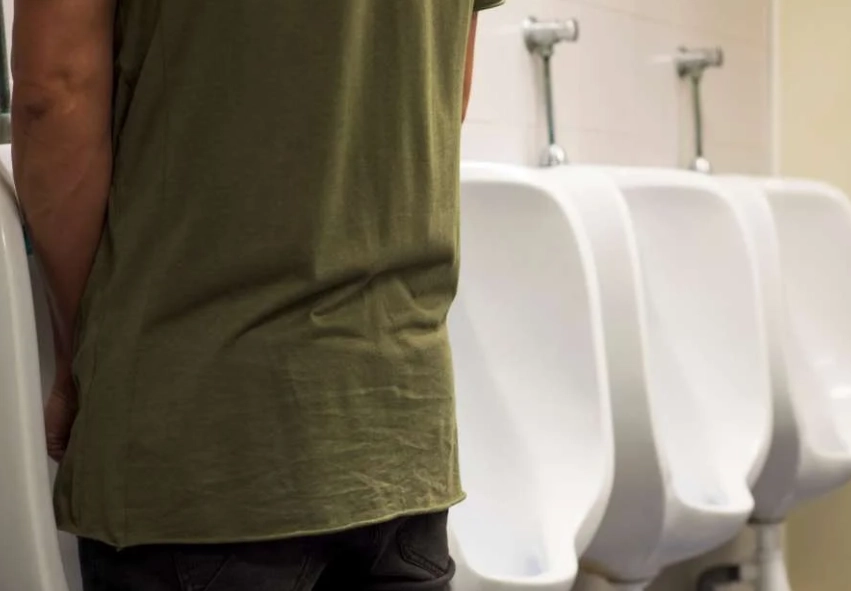 urination dream meaning