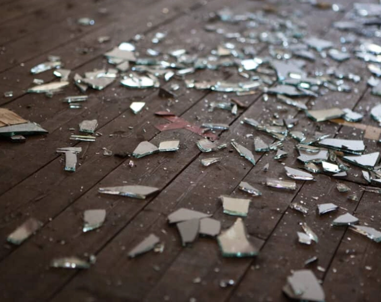 Broken Glass Dream Dictionary: The Ultimate Guide to Understanding Your Dreams