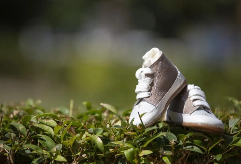 what does it mean to dream of losing shoes