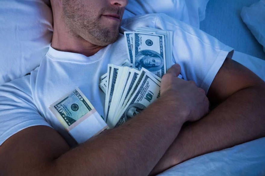 dream of money meaning